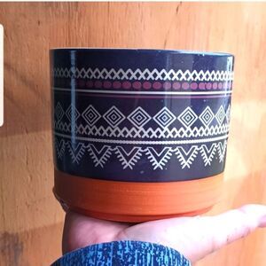 GORGEOUS POT!!! HAS MANY USES!!! SANTA FE!!!